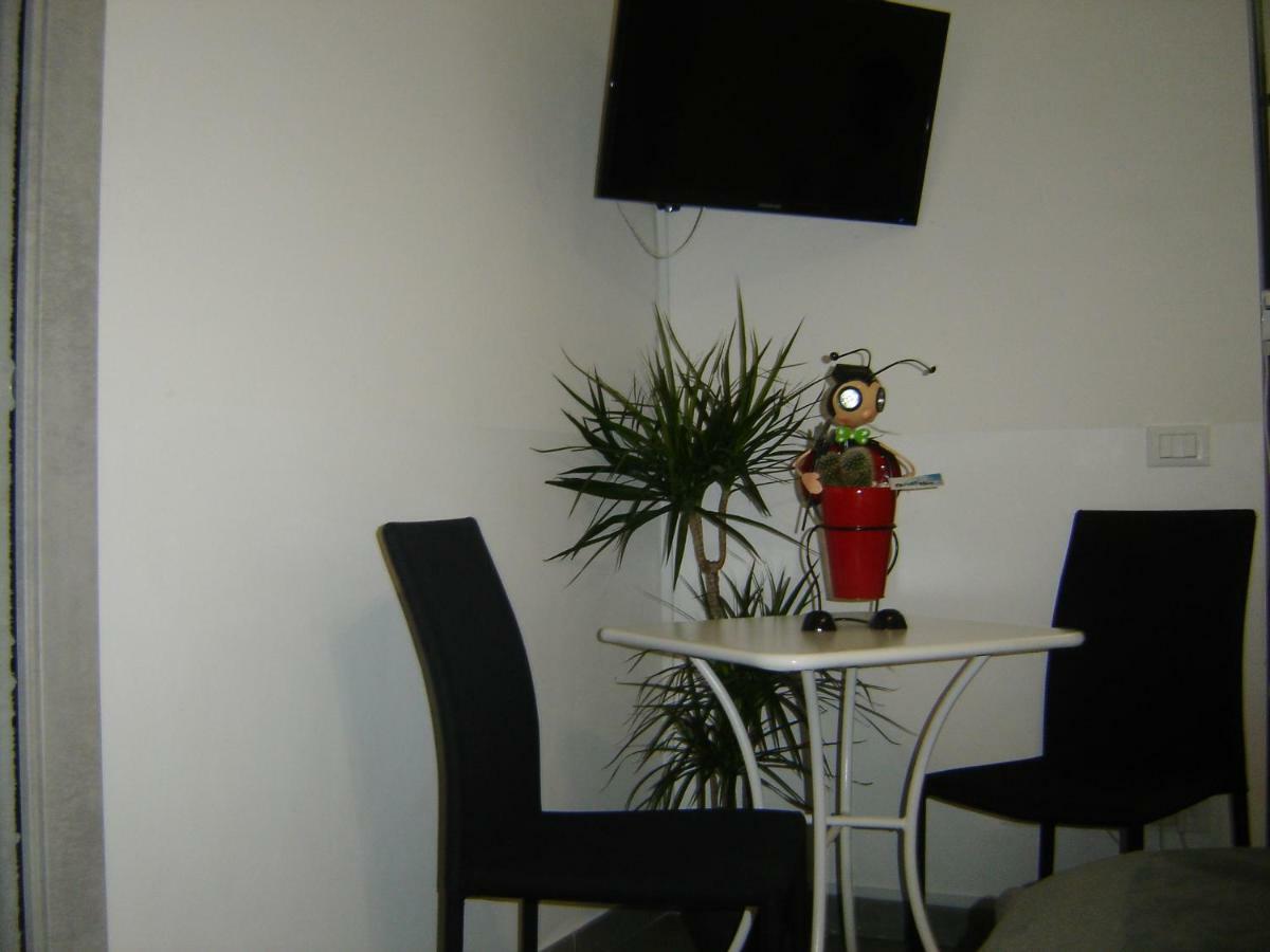 La Dolce Vita B&B Noli Buitenkant foto